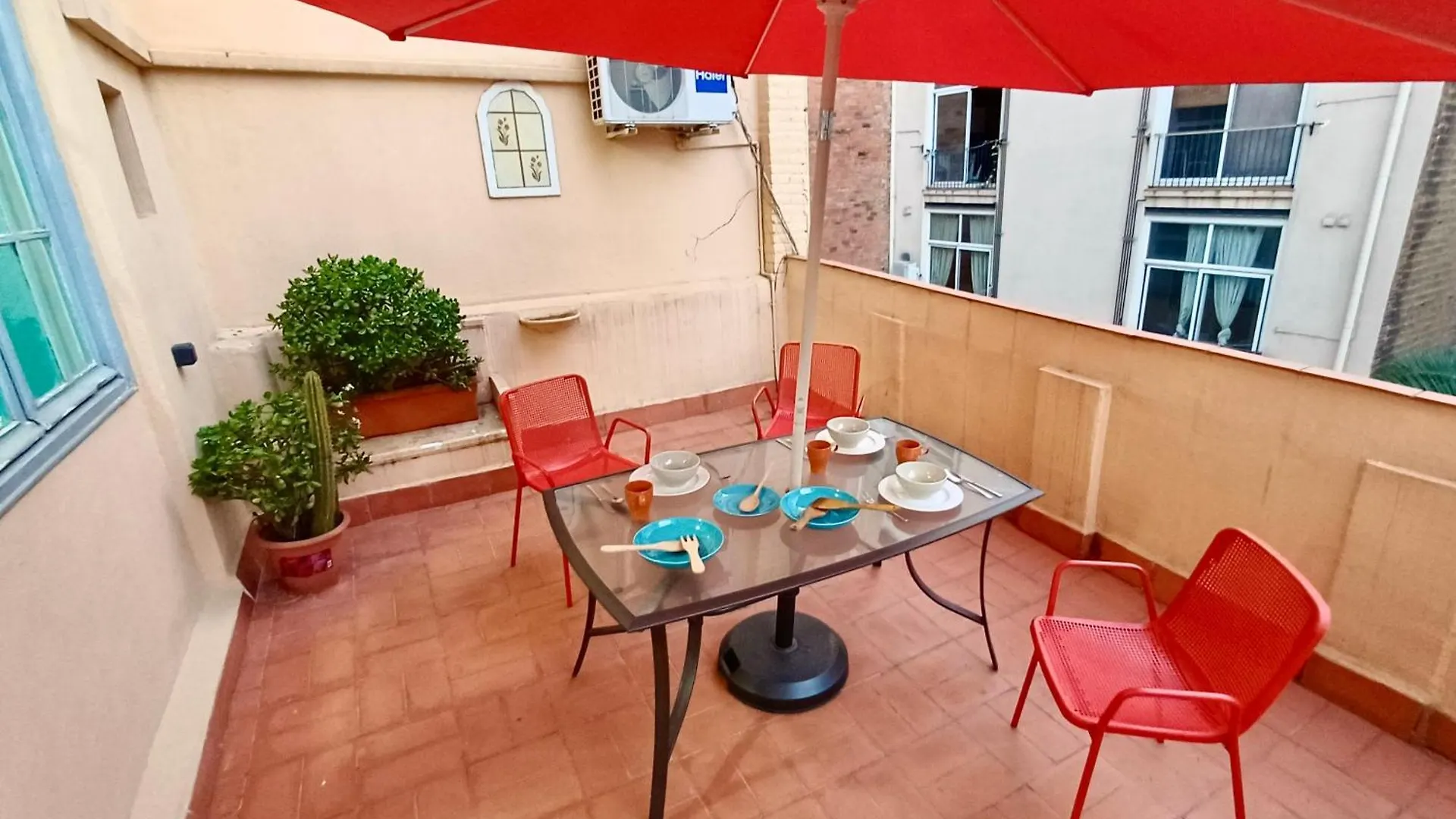 Clot Mirabarna Apartments Barcelona
